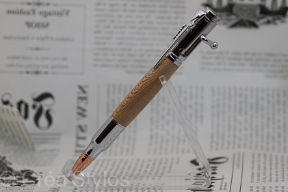 Bolt action pen